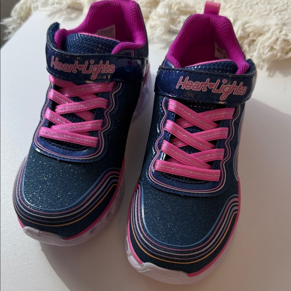 Skechers Heart Lights - Navy and Pink Sneakers - Picture 5 of 15